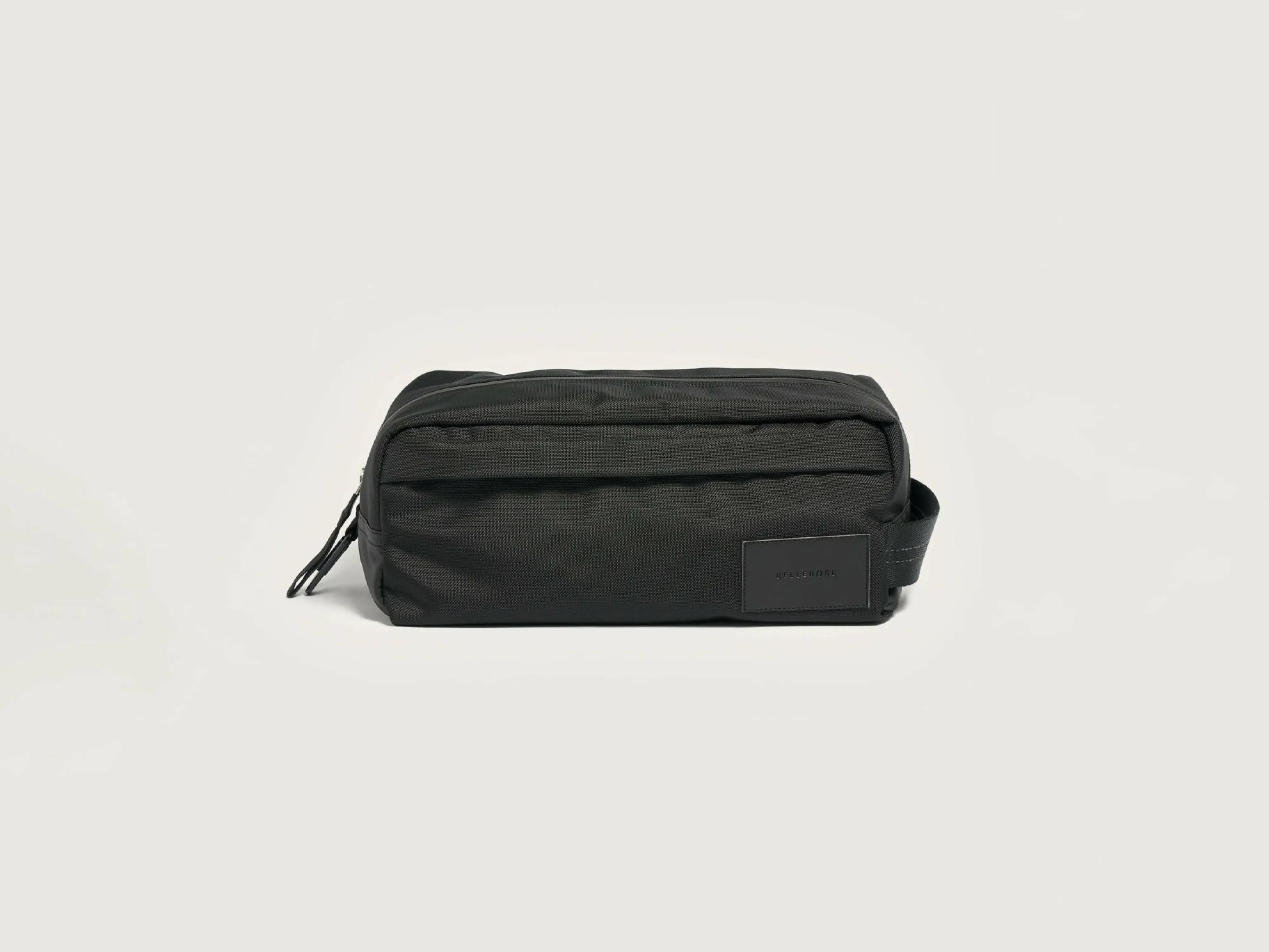 New Bellerose Henain Toilettas